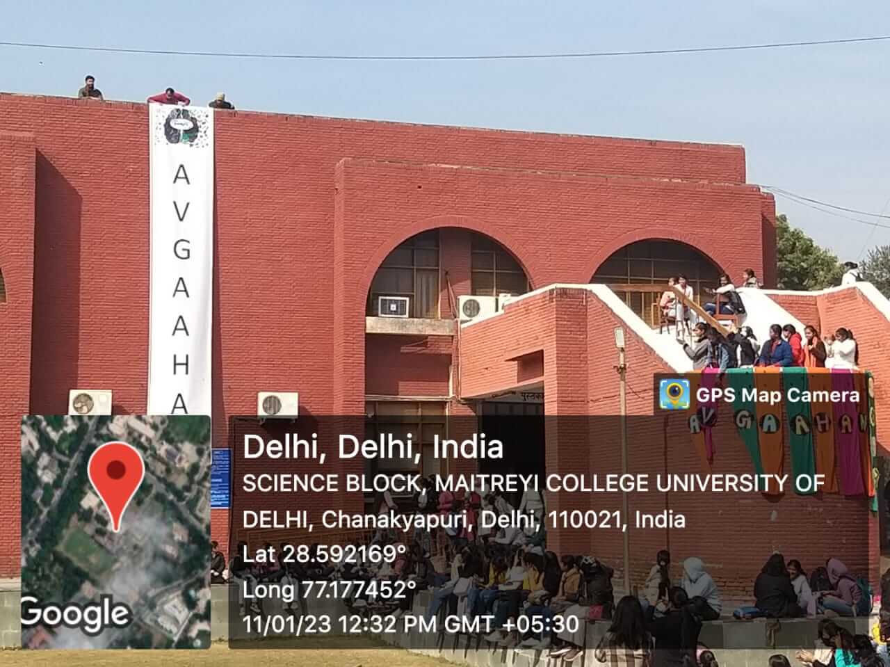 maitreyi-college